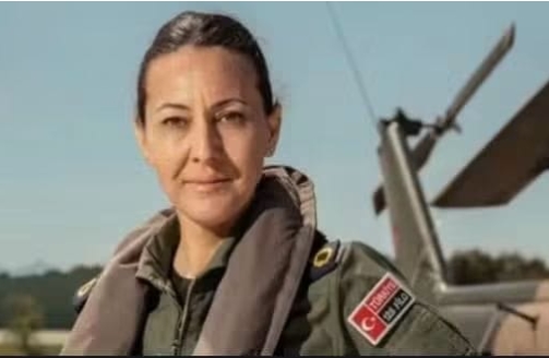 Özlem Karapınar Türk Hava Kuvvetleri’nin